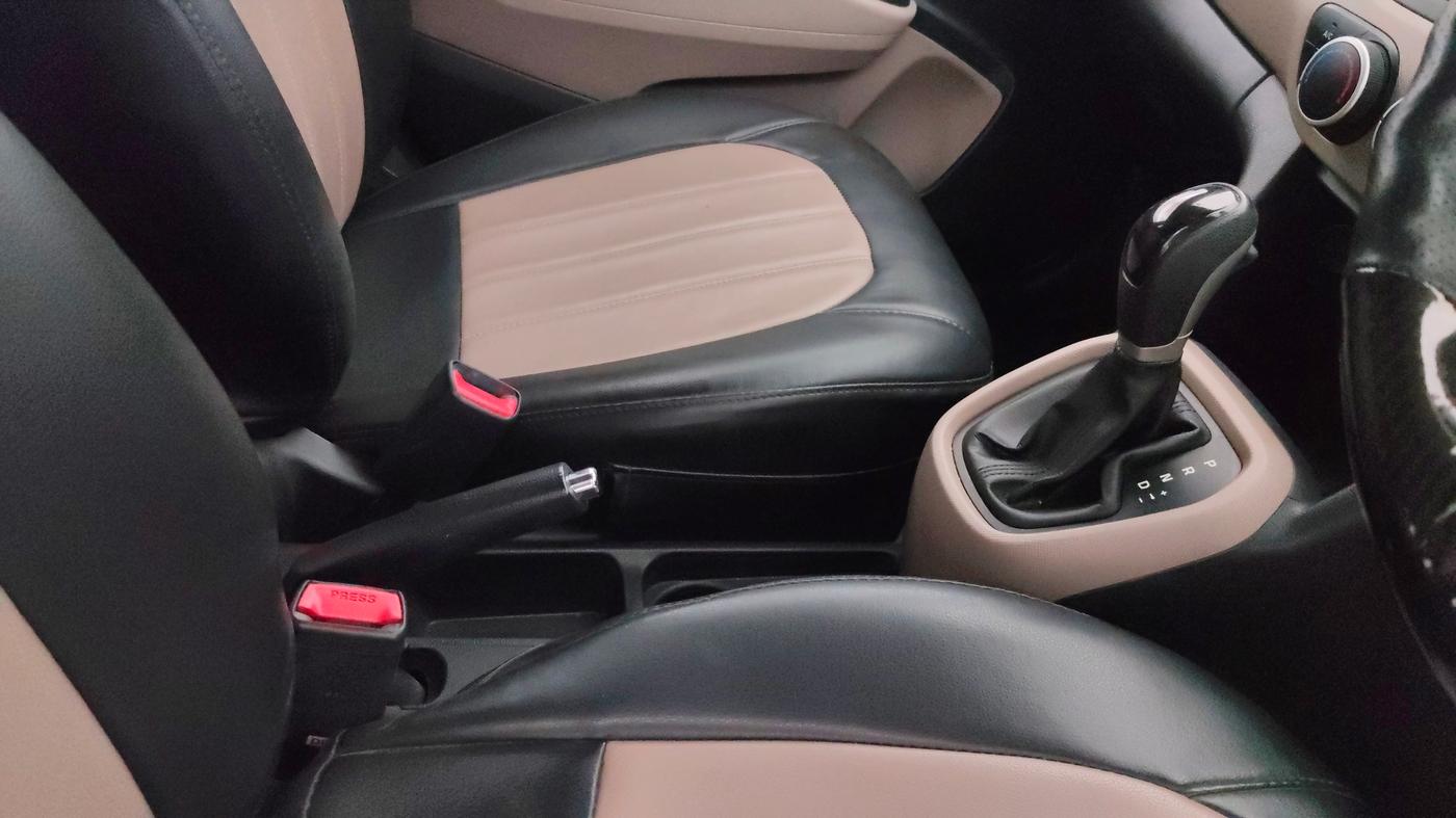 2015 Hyundai Grand i10 ASTA AT 1.2 KAPPA VTVT, Petrol, Automatic, 46,781 km, Gear Lever