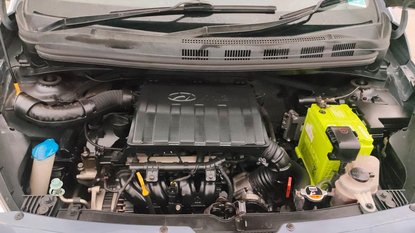 2015 Hyundai Grand i10 ASTA AT 1.2 KAPPA VTVT, Petrol, Automatic, 46,781 km, Engine View