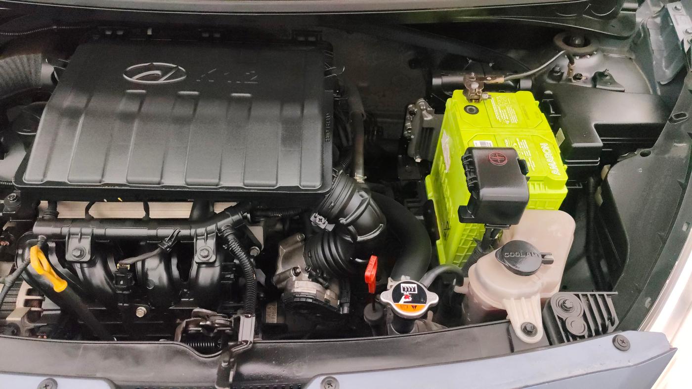 2015 Hyundai Grand i10 ASTA AT 1.2 KAPPA VTVT, Petrol, Automatic, 46,781 km, Engine View - Left