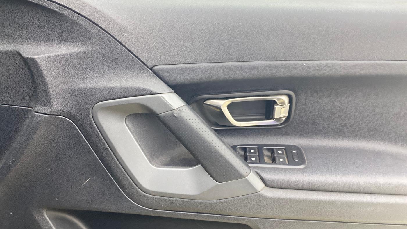 2021 Tata Harrier XZA PLUS 2.0L DARK EDITION, Diesel, Automatic, 94,343 km, Driver Side Door Panels Control