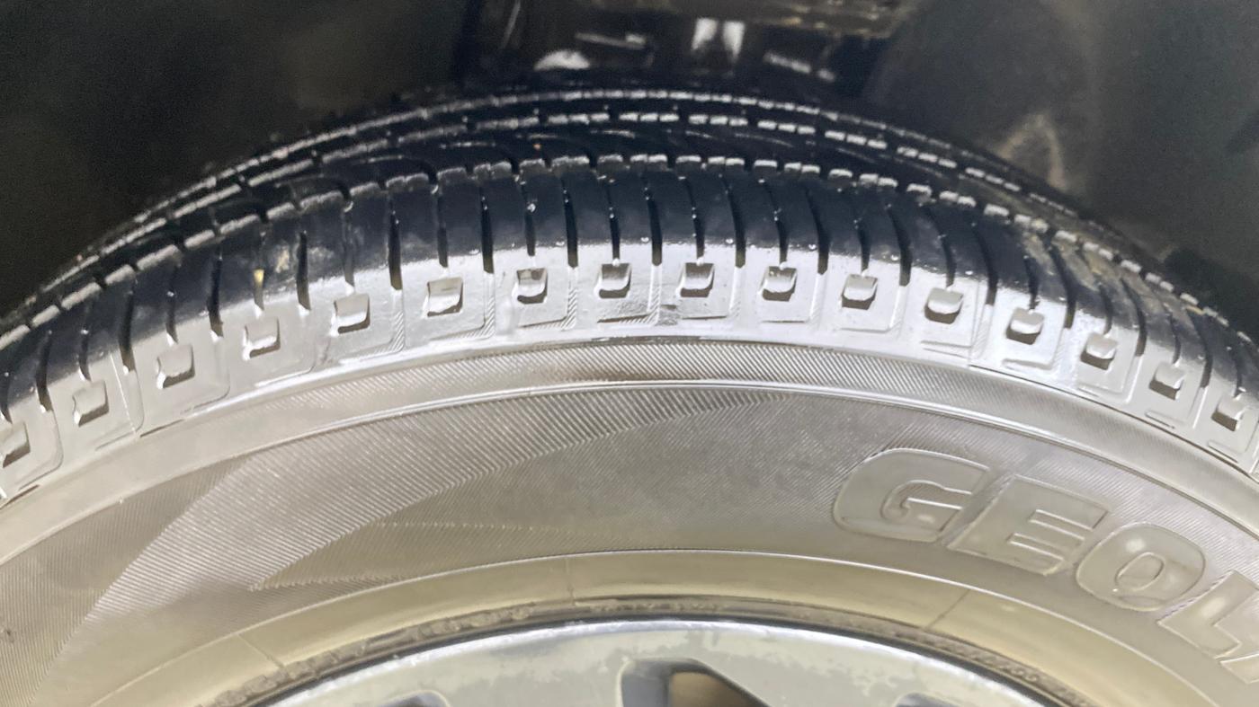 2021 Tata Harrier XZA PLUS 2.0L DARK EDITION, Diesel, Automatic, 94,343 km, Right Front Tyre Tread