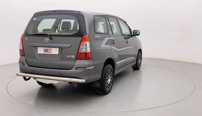2013 Toyota Innova 2.5 GX 7 STR, Diesel, Manual, 1,28,373 km, Right Back Diagonal