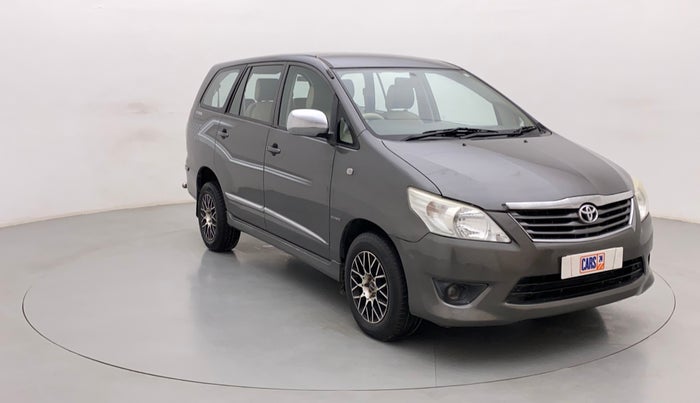 2013 Toyota Innova 2.5 GX 7 STR, Diesel, Manual, 1,28,373 km, Right Front Diagonal