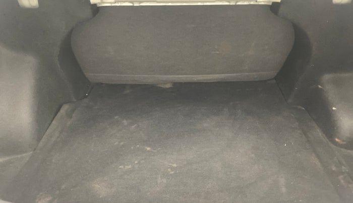 2021 Hyundai AURA SX 1.2, Petrol, Manual, 51,203 km, Boot Inside