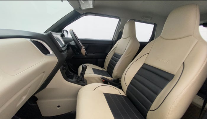 2020 Maruti New Wagon-R ZXI 1.2, Petrol, Manual, 10,952 km, Right Side Front Door Cabin