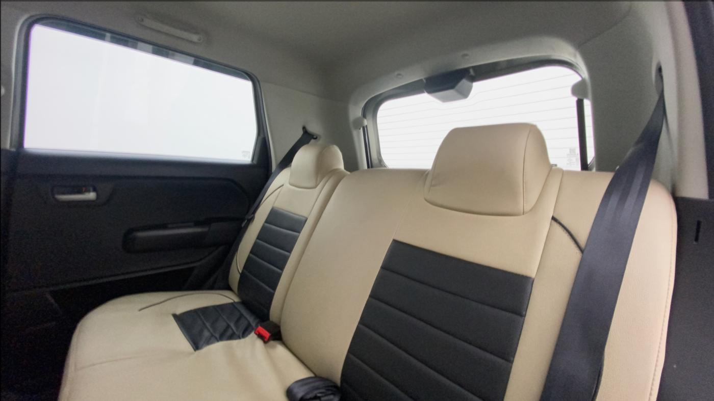 2020 Maruti New Wagon-R ZXI 1.2, Petrol, Manual, 10,952 km, Right Side Rear Door Cabin