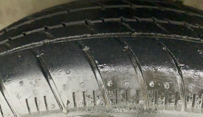 2017 Maruti Celerio ZXI AMT, Petrol, Automatic, 45,771 km, Left Front Tyre Tread