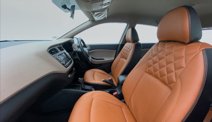 2019 Hyundai Elite i20 1.2  ASTA (O) CVT, Petrol, Automatic, 11,462 km, Right Side Front Door Cabin
