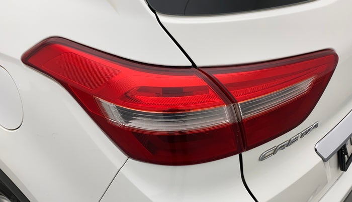 2015 Hyundai Creta SX PLUS 1.6 PETROL, Petrol, Manual, 79,177 km, Left tail light - Minor damage