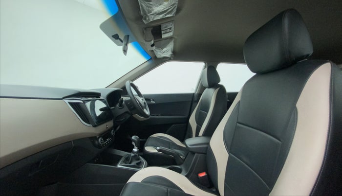 2015 Hyundai Creta SX PLUS 1.6 PETROL, Petrol, Manual, 79,177 km, Right Side Front Door Cabin