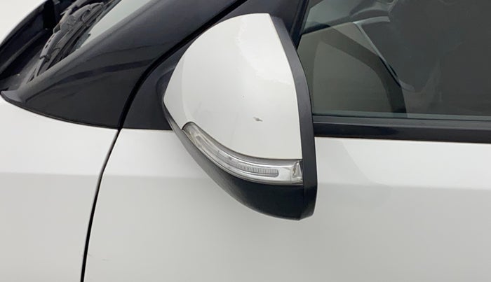 2015 Hyundai Creta SX PLUS 1.6 PETROL, Petrol, Manual, 79,177 km, Left rear-view mirror - Indicator light not working