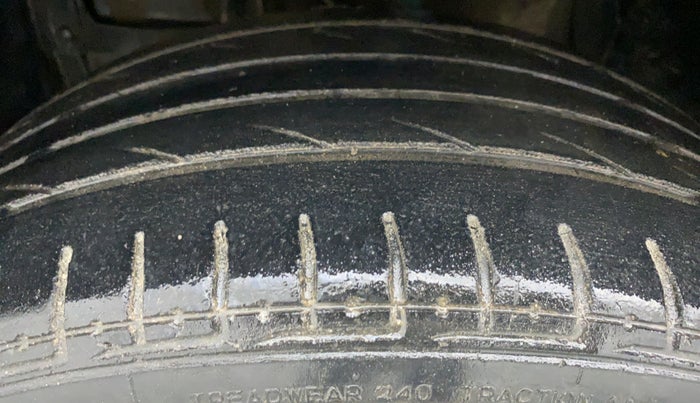2019 Maruti Vitara Brezza VDI, Diesel, Manual, 28,244 km, Left Front Tyre Tread