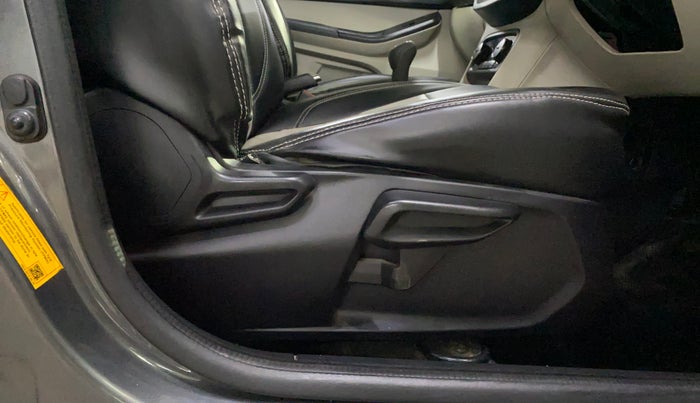 2023 Tata Tiago XZ PLUS PETROL, Petrol, Manual, 31,507 km, Driver Side Adjustment Panel