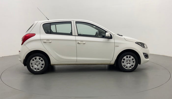 2012 Hyundai i20 MAGNA O 1.2, Petrol, Manual, 27,449 km, Right Side