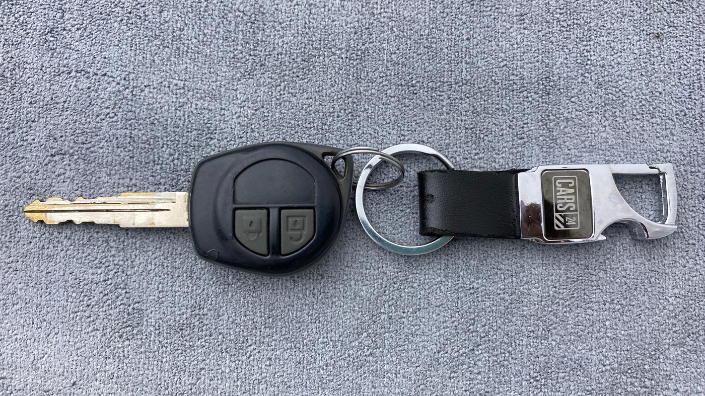2014 Maruti Swift Dzire VXI, Petrol, Manual, 21,398 km, Key Close Up