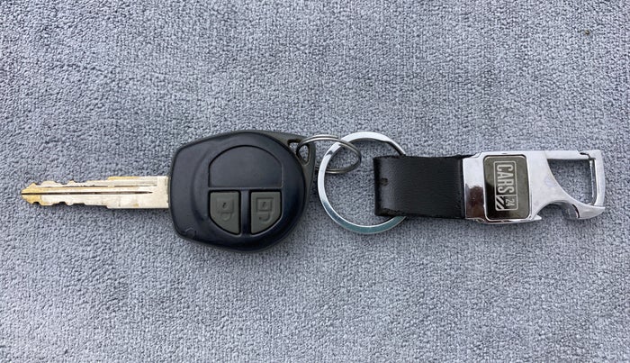 2014 Maruti Swift Dzire VXI, Petrol, Manual, 21,398 km, Key Close Up