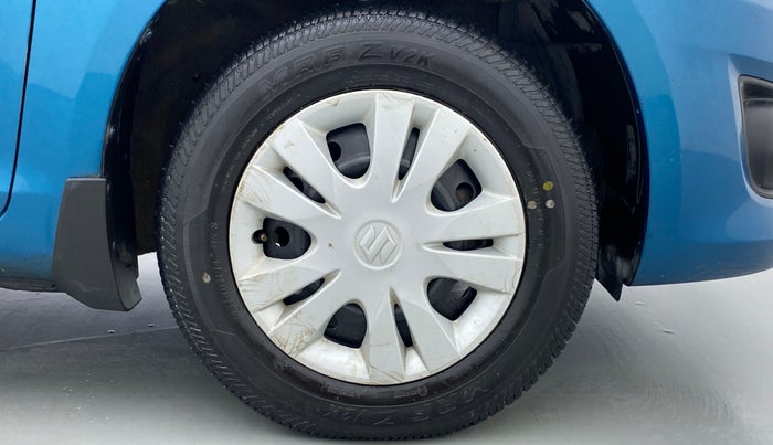 2014 Maruti Swift Dzire VXI, Petrol, Manual, 21,398 km, Right Front Wheel