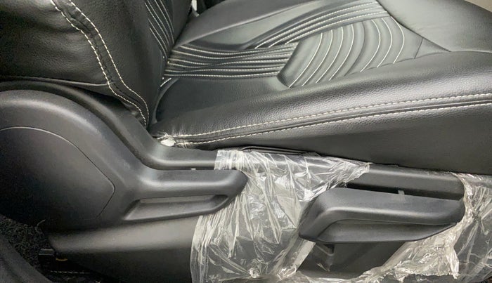 2023 Tata Tiago XZA PLUS PETROL, Petrol, Automatic, 3,395 km, Driver Side Adjustment Panel