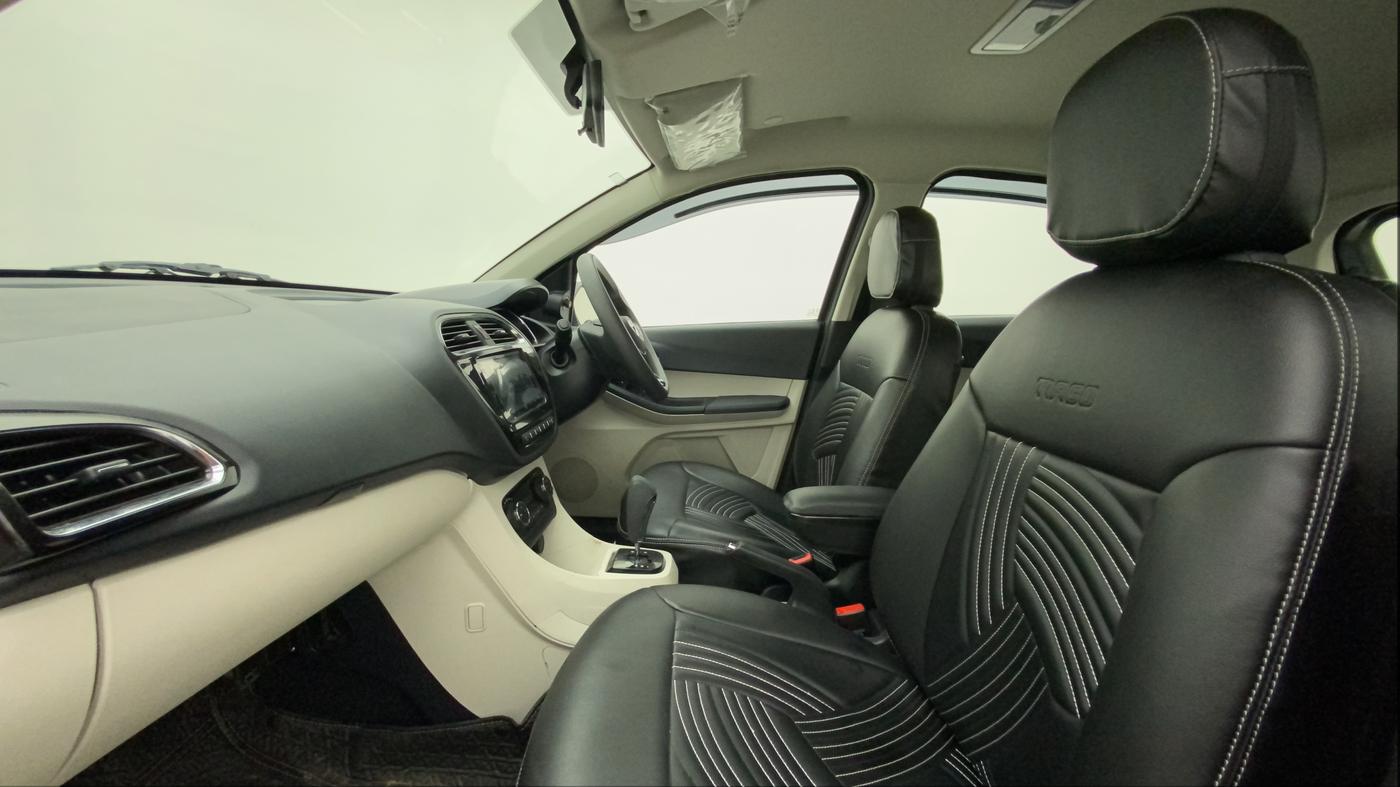 2023 Tata Tiago XZA PLUS PETROL, Petrol, Automatic, 3,395 km, Right Side Front Door Cabin
