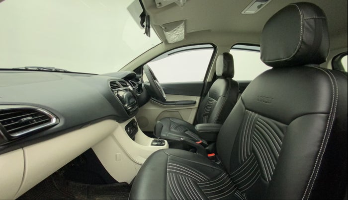 2023 Tata Tiago XZA PLUS PETROL, Petrol, Automatic, 3,395 km, Right Side Front Door Cabin