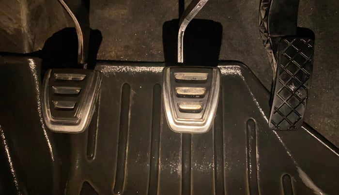 2022 Volkswagen VIRTUS TOPLINE TSI 1.0 MT, Petrol, Manual, 46,472 km, Pedals