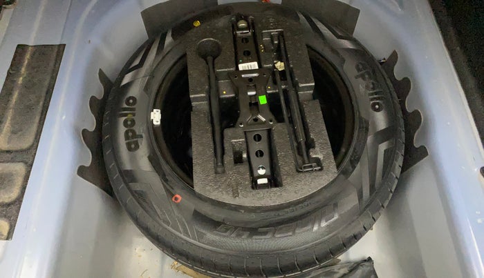 2022 Volkswagen VIRTUS TOPLINE TSI 1.0 MT, Petrol, Manual, 46,472 km, Spare Tyre