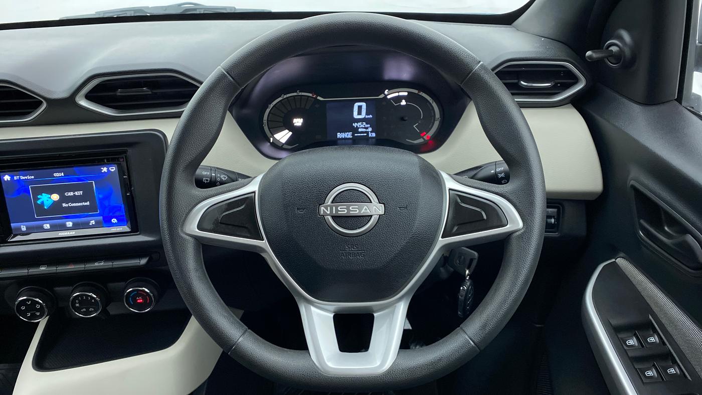 2021 Nissan MAGNITE XE 1.0 MT, Petrol, Manual, 4,467 km, Steering Wheel Close Up