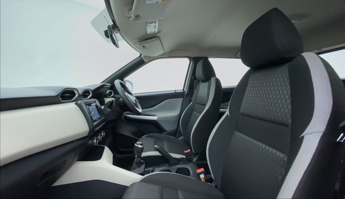 2021 Nissan MAGNITE XE 1.0 MT, Petrol, Manual, 4,467 km, Right Side Front Door Cabin