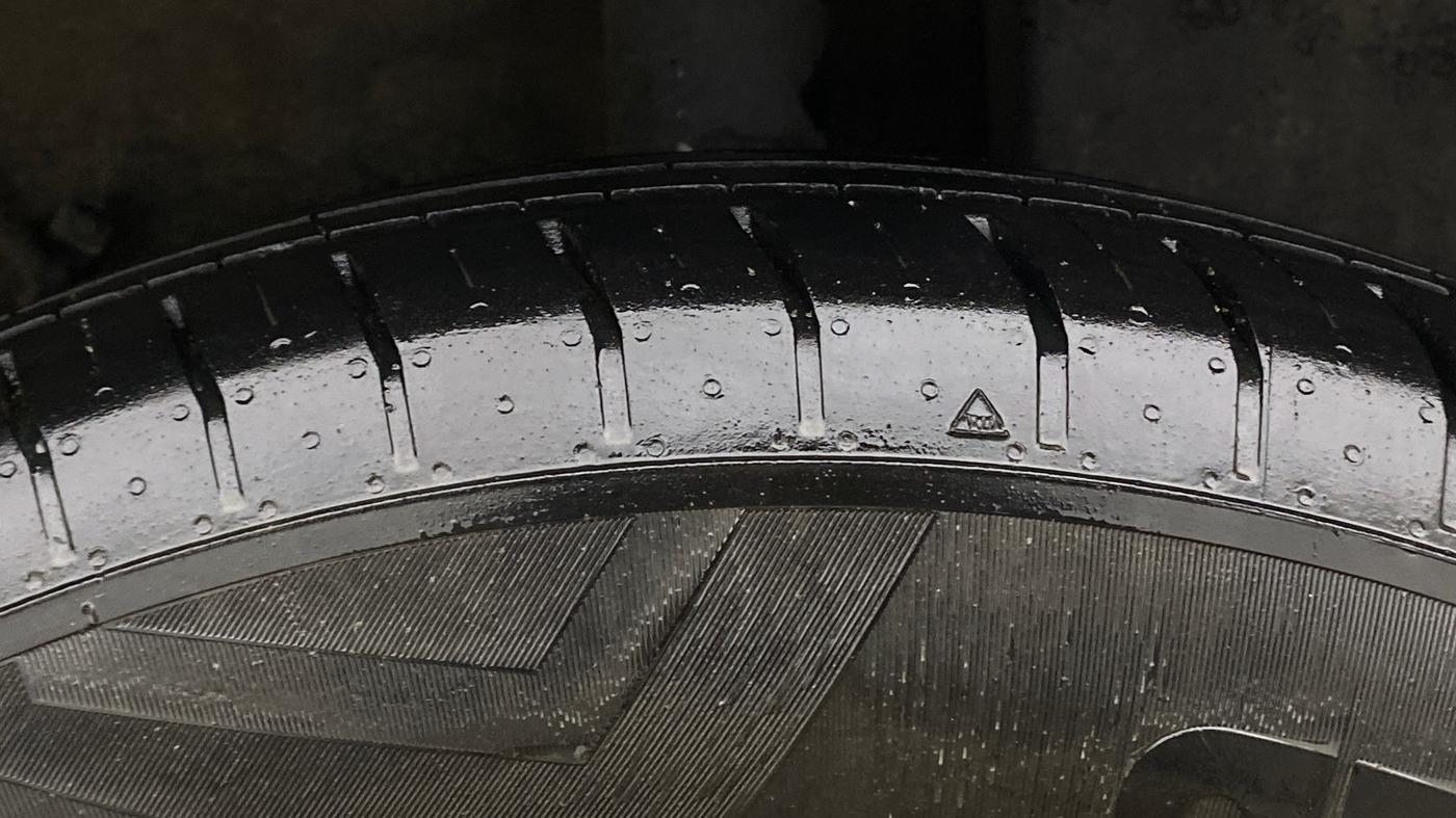 2023 Tata PUNCH PURE MT, Petrol, Manual, 10,503 km, Left Rear Tyre Tread