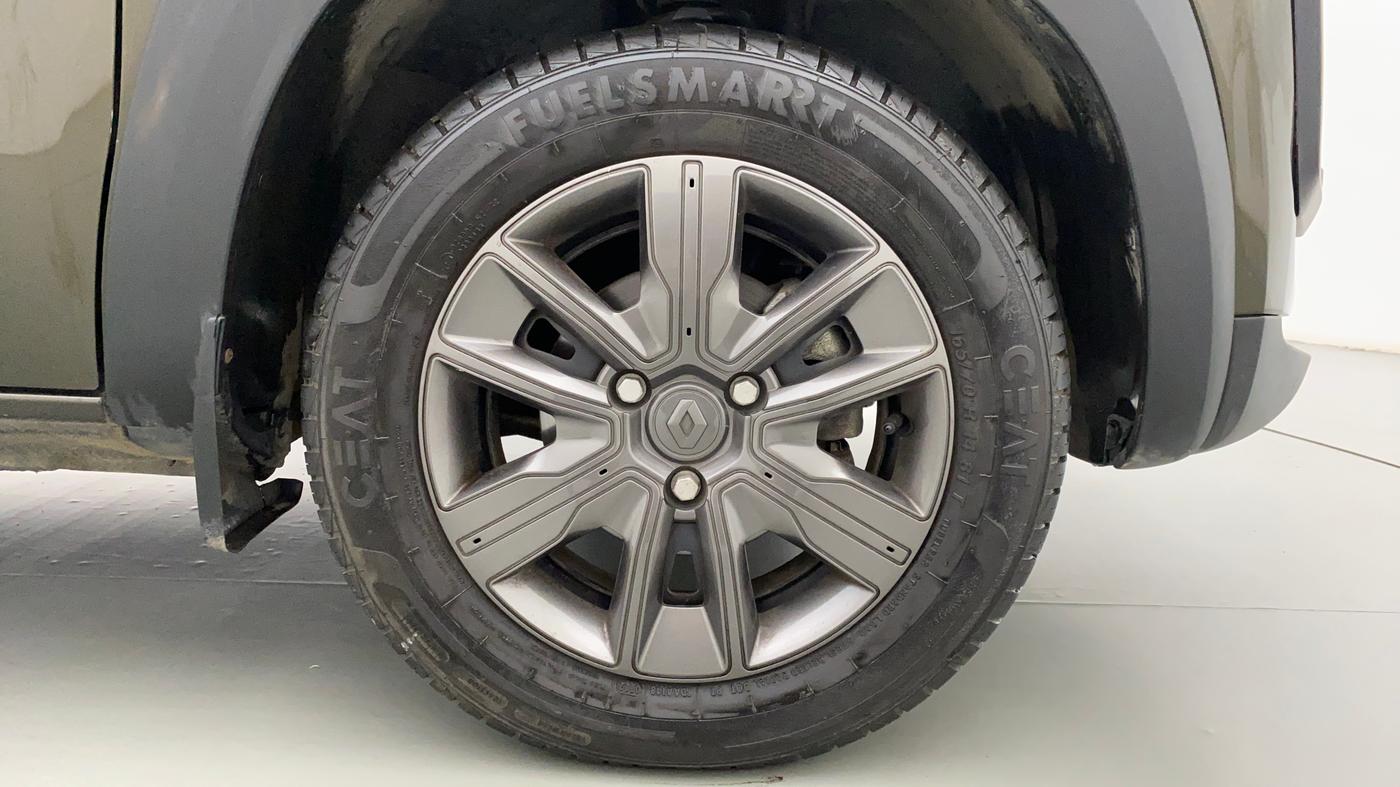 2022 Renault Kwid CLIMBER 1.0 AT, Petrol, Automatic, 3,161 km, Right Front Wheel
