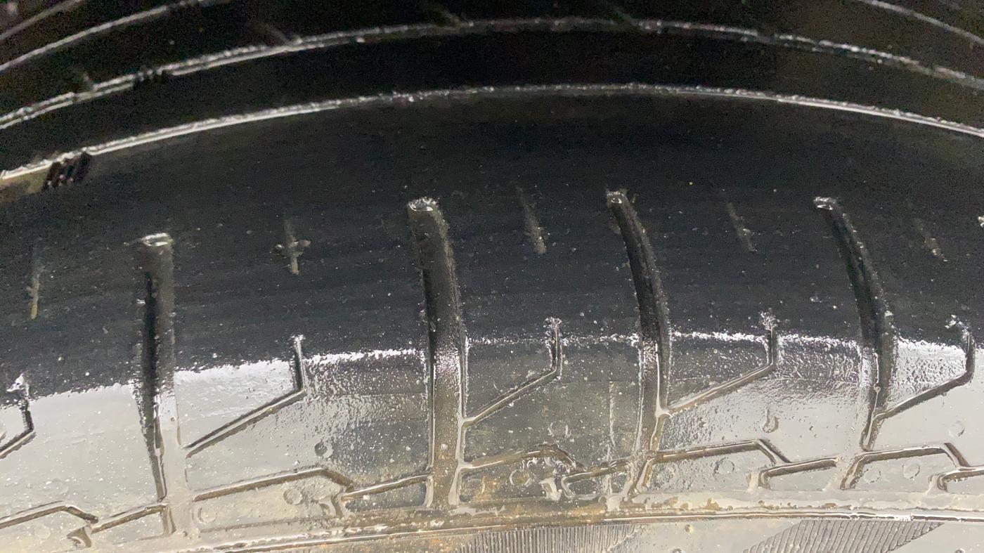 2021 Maruti S Cross ALPHA 1.5, Petrol, Manual, 90,927 km, Left Front Tyre Tread