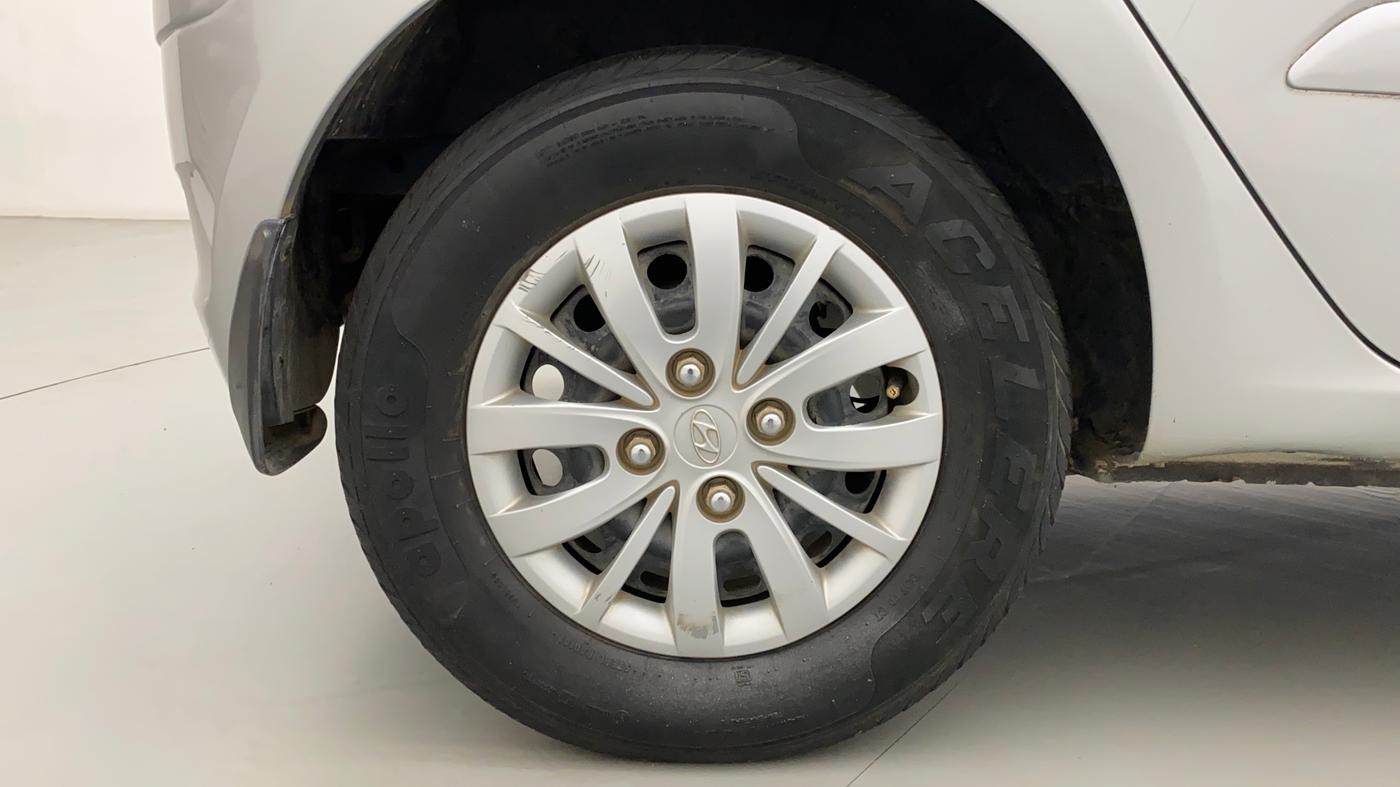 2013 Hyundai i10 ASTA 1.2, Petrol, Manual, 61,285 km, Right Rear Wheel