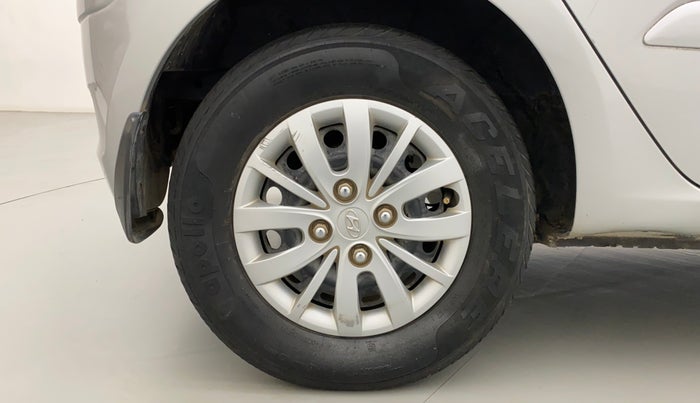 2013 Hyundai i10 ASTA 1.2, Petrol, Manual, 61,285 km, Right Rear Wheel