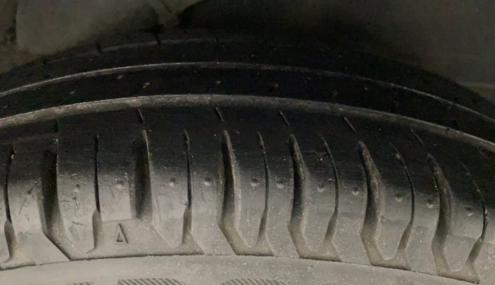 2013 Hyundai i10 ASTA 1.2, Petrol, Manual, 61,285 km, Left Rear Tyre Tread