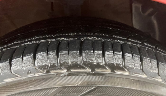 2018 Hyundai Grand i10 MAGNA 1.2 KAPPA VTVT, Petrol, Manual, 44,136 km, Right Front Tyre Tread