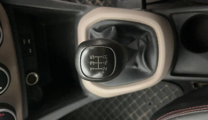 2018 Hyundai Grand i10 MAGNA 1.2 KAPPA VTVT, Petrol, Manual, 44,136 km, Gear Lever