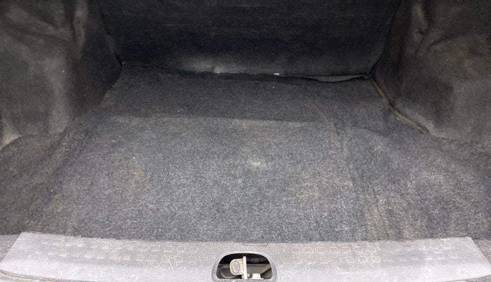 2011 Maruti Swift Dzire VXI, Petrol, Manual, 90,733 km, Boot Inside