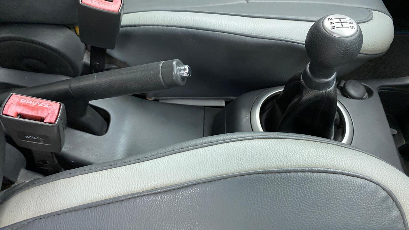 2011 Maruti Swift Dzire VXI, Petrol, Manual, 90,733 km, Gear Lever