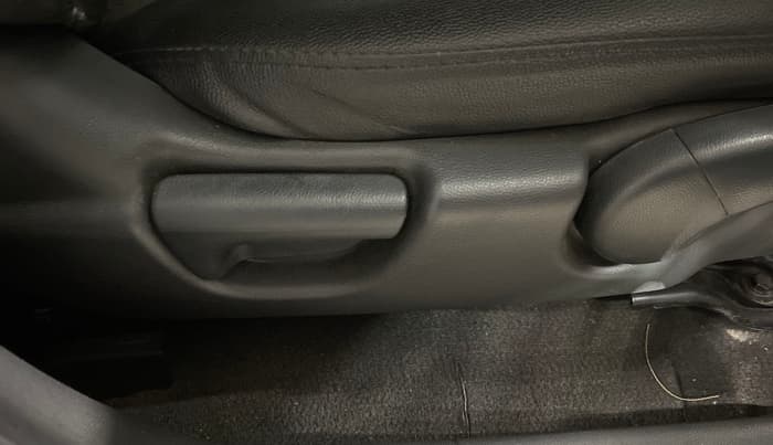 2019 Honda WR-V 1.2L I-VTEC VX MT, Petrol, Manual, 79,891 km, Driver Side Adjustment Panel