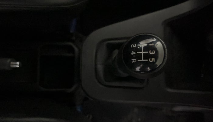 2023 Maruti New Wagon-R VXI CNG 1.0, CNG, Manual, 48,555 km, Gear Lever
