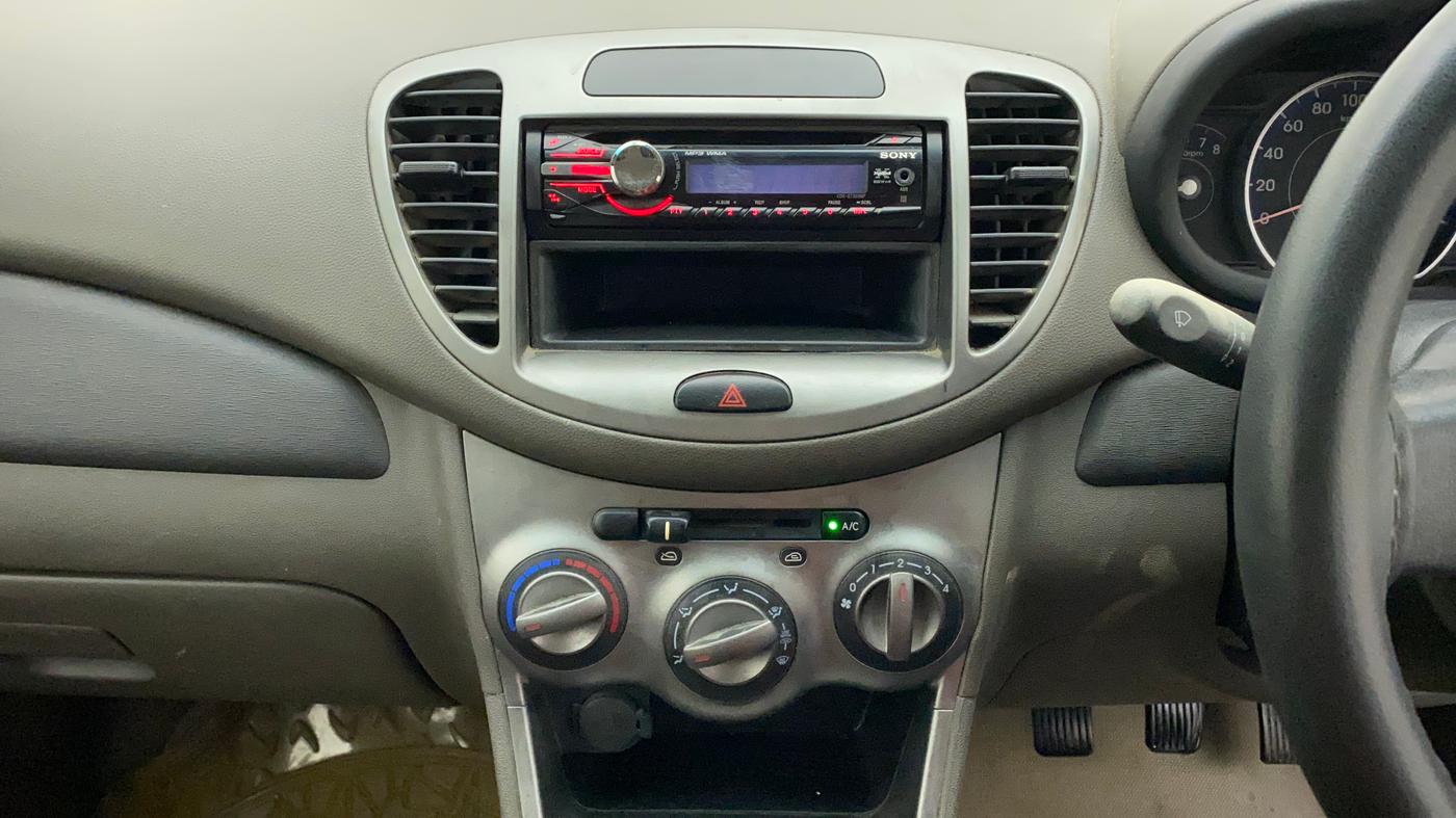 2011 Hyundai i10 MAGNA 1.2, Petrol, Manual, 99,880 km, Air Conditioner