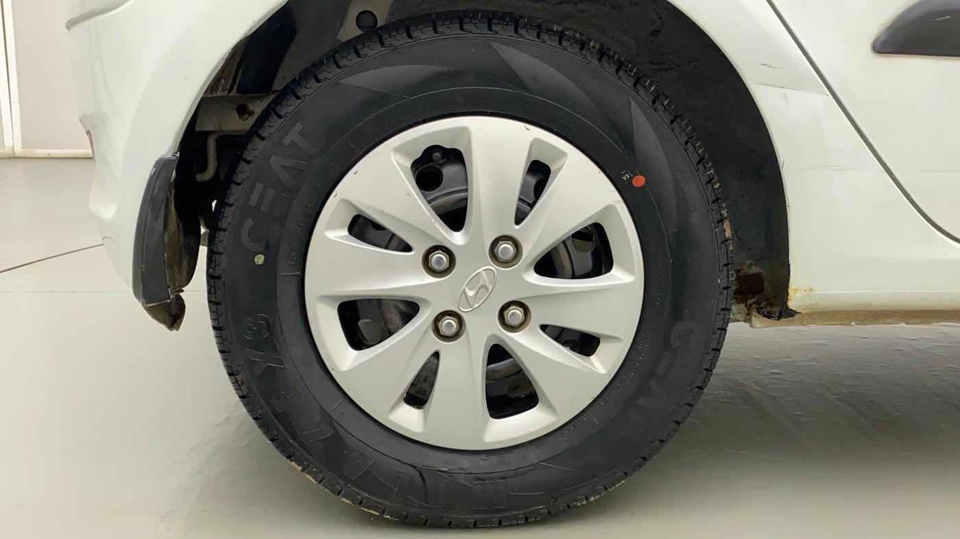 2011 Hyundai i10 MAGNA 1.2, Petrol, Manual, 99,880 km, Right Rear Wheel