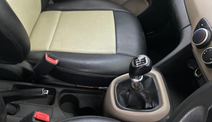2013 Hyundai Grand i10 SPORTZ 1.2 KAPPA VTVT, Petrol, Manual, 66,409 km, Gear Lever
