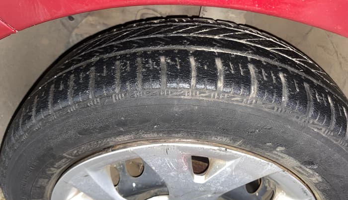 2013 Hyundai Grand i10 SPORTZ 1.2 KAPPA VTVT, Petrol, Manual, 66,409 km, Left Front Tyre Tread