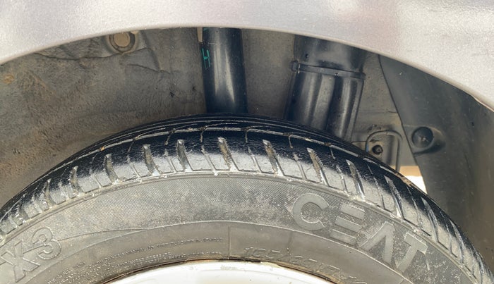 2017 Hyundai Grand i10 SPORTZ (O) 1.2 U2 CRDI, Diesel, Manual, 83,797 km, Left Rear Tyre Tread