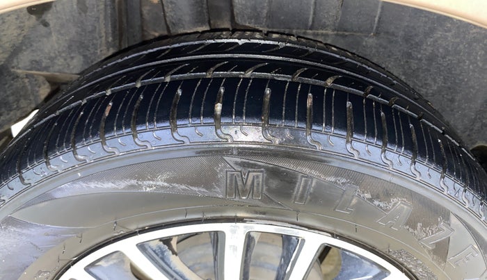 2018 Maruti Dzire ZXI PLUS AMT, Petrol, Automatic, 79,419 km, Right Rear Tyre Tread