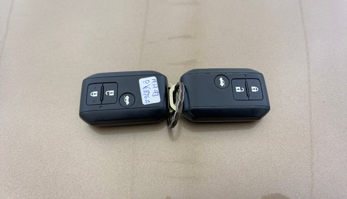 2018 Maruti Dzire ZXI PLUS AMT, Petrol, Automatic, 79,419 km, Key Close Up