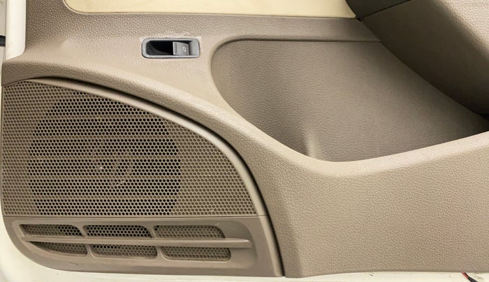 2016 Skoda Rapid 1.6 MPI ACTIVE, Petrol, Manual, 66,054 km, Speaker