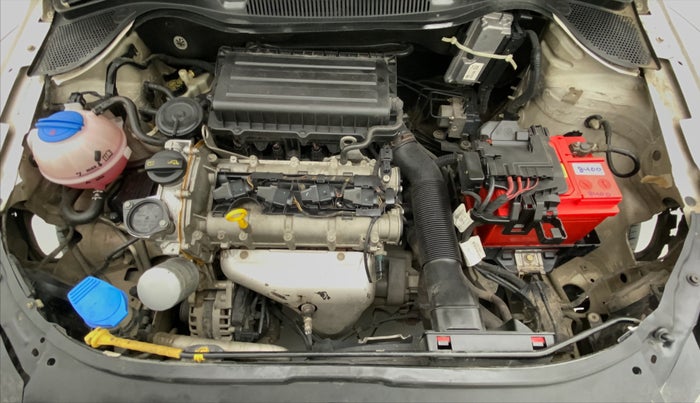 2016 Skoda Rapid 1.6 MPI ACTIVE, Petrol, Manual, 66,054 km, Open Bonet