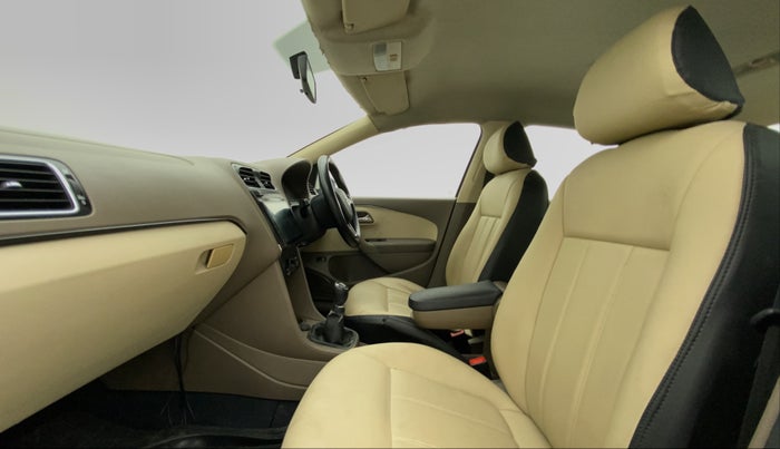 2016 Skoda Rapid 1.6 MPI ACTIVE, Petrol, Manual, 66,054 km, Right Side Front Door Cabin